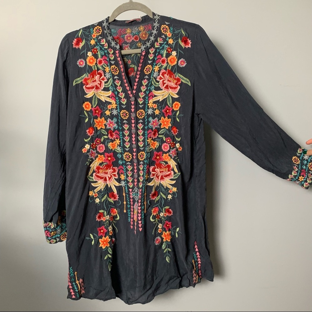 JOHNNY WAS EMBROIDERED TUNIC
